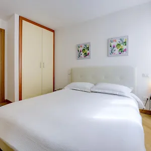 appartamento-anna-sirmione.it-lombardy.com/