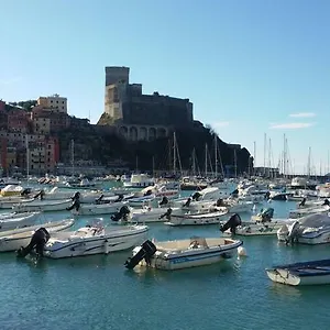 casetta-doria-borgo-storico-lerici.hotelitalianriviera.com/